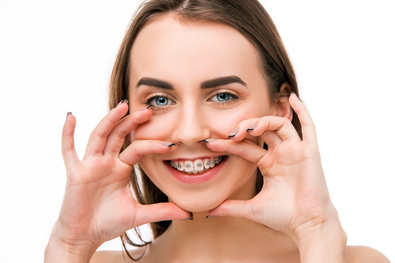 Czym jest protetyka w ortodoncji?